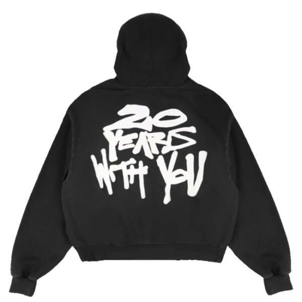 kenny sau Rihanna Merch Shop Store R20 Rhenna Hoodie