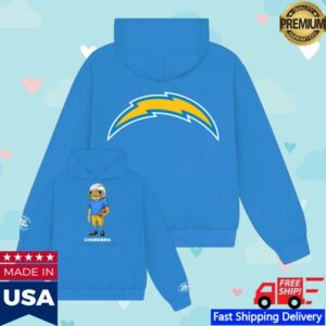 Debi Tirar Mas Fotos Store Merch Shop Chargers Concho Hoodie