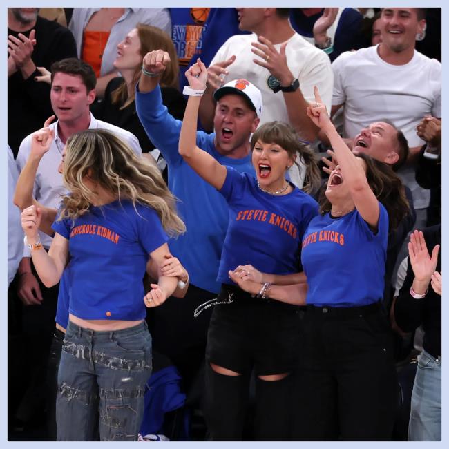 Taylor Swift Wearing Stevie Knicks Tee