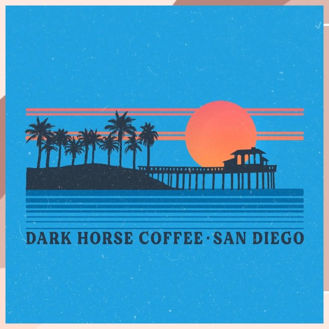 Dark Horse Coffee Roasters Merch Store Dh 90S Tourist Graphic T-Shirt 3 Dark Horse Coffee Roasters Merch Store Dh 90S Tourist Graphic T-Shirt