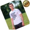 Nick Eh 30 Wearing Never Back Down Never Give Up Shirt